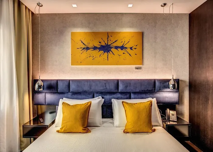 Prassede Palace Hotel 4*